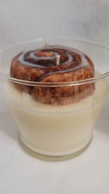 Cozy Cinnamon Bun Candle